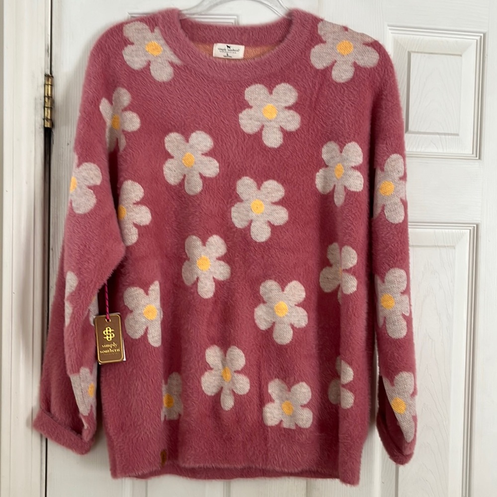 Simply Southern NWT Fuzzy Pink Mauve Daisy Sweater